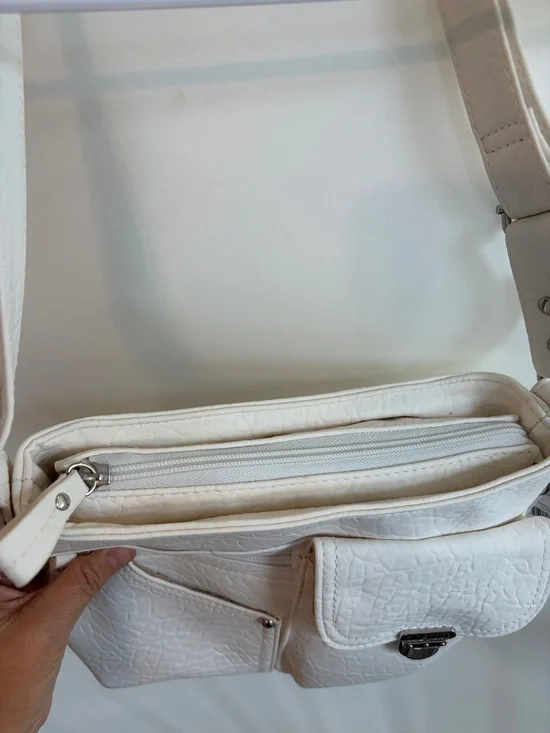 Rossetti Women's White Crossbody HandBag Purse with Front Pockets - Picture 8 of 10